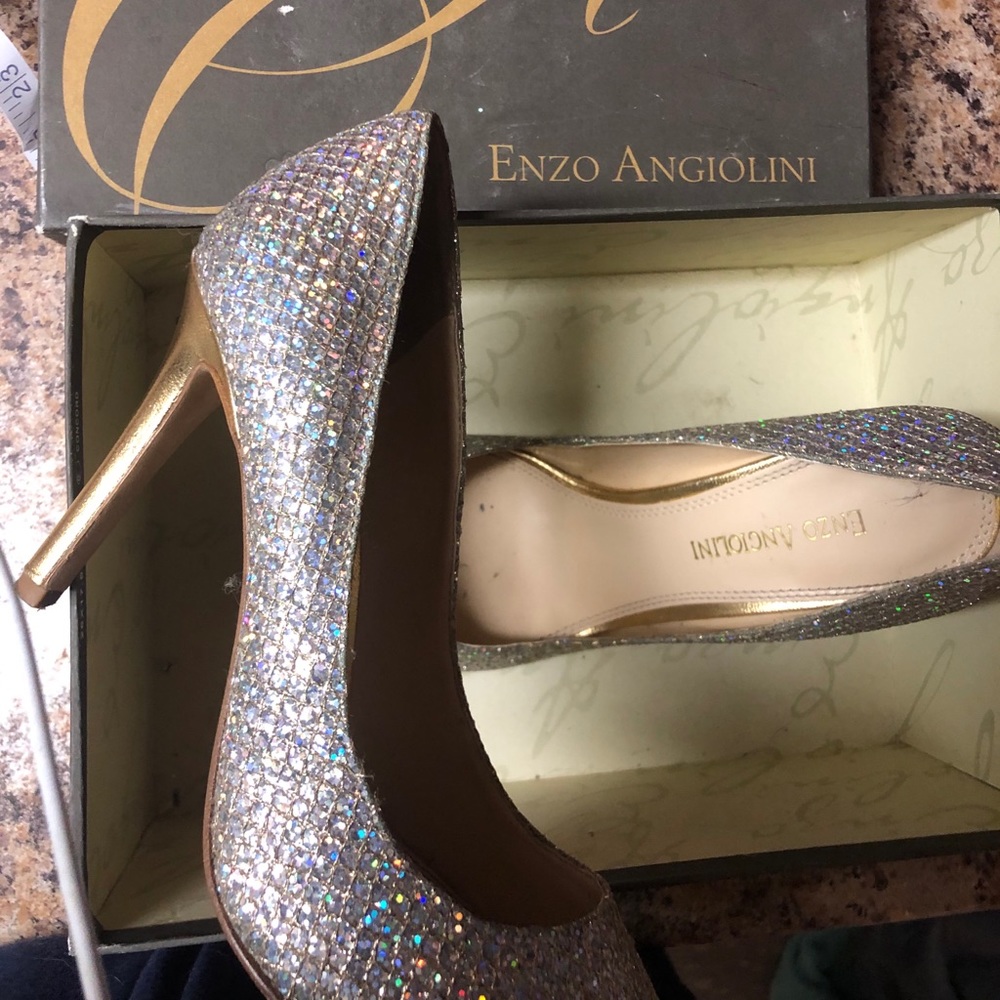 size 6.5 sparkly heels